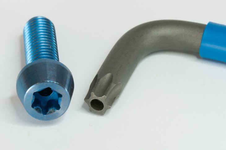 Vít Torx có rãnh hình sao 6 cạnh