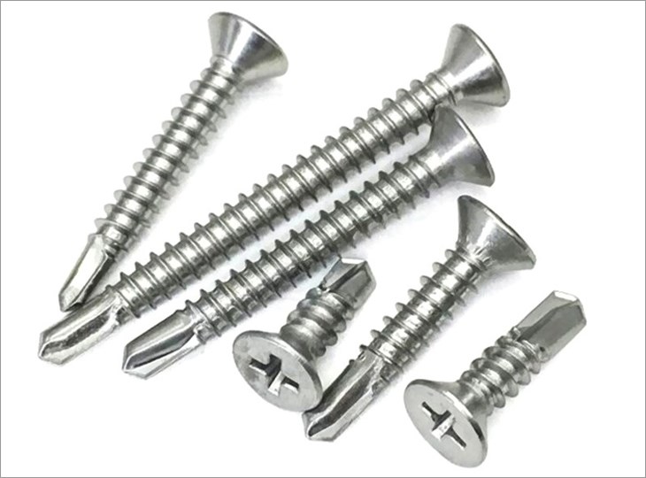 Vít Phillips có thiết kế rãnh hình chữ nhật trên đầu vít