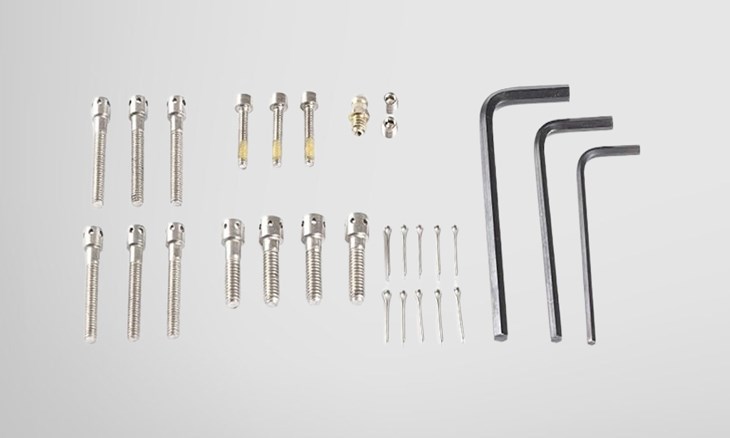 Vít 3 lưỡi sở hữu một đường răng cưa xoắn dọc theo bề mặt với 3 cánh chia đều xung quanh thân trụ